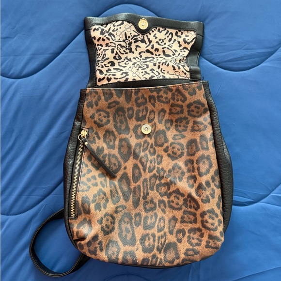 Jessica Simpson Leopard Print Backpack - Picture 3 of 5